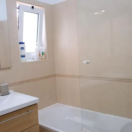 Bloom Place - Acolhedor Com Terraco *